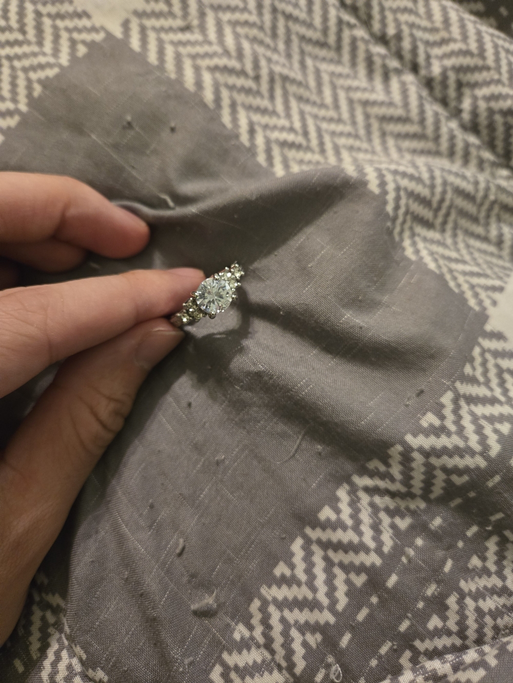 Moissanite Engagment Ring